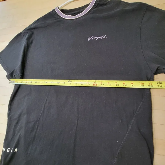 Youngla T-Shirt, Medium. - Picture 4 of 6